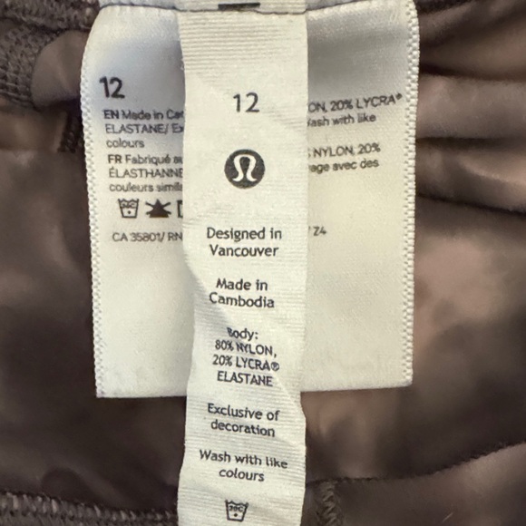 lululemon athletica Tie-Dye Leggings in Gray and Pink. Gently Used Condition. - Picture 7 of 7